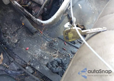 2006 Chevrolet Express Work Van z USA, uszkodzony, nr VIN 1GCFG15X661273156